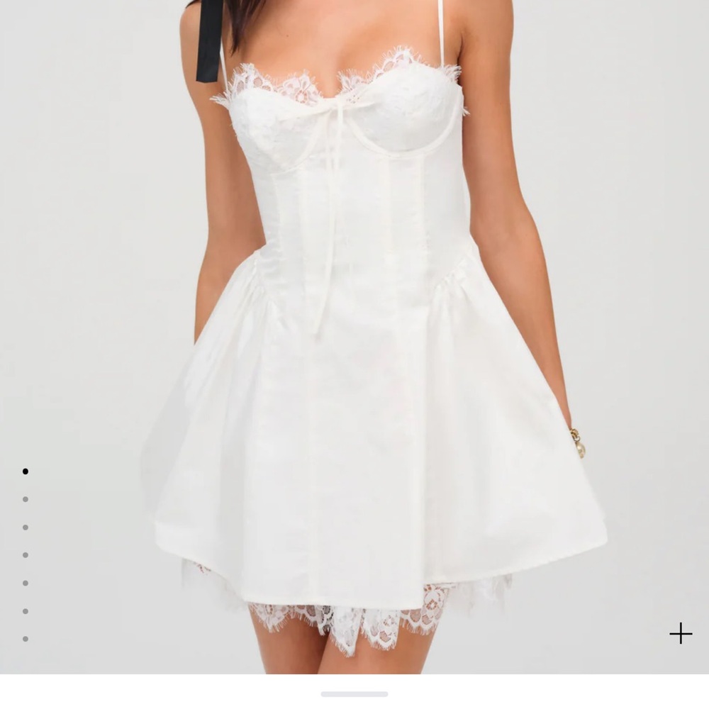 Elegant White Lace Mini Dress